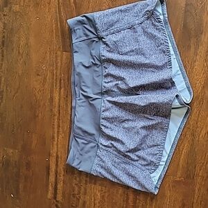 Lululemon Speed up shorts grey, size 10